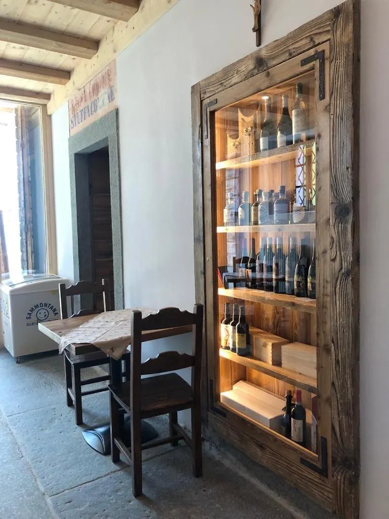 Albergue Rifugio Teggiate Madesimo Hostal